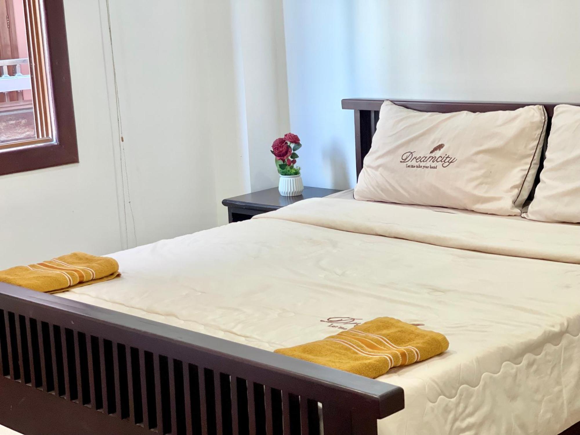 Sky Apartments Riverside - 50M To Royal Palace Пном Пен Екстериор снимка